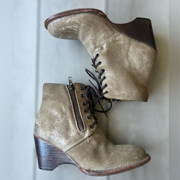 Bed Stu Women's Leather Wedge Ankle Boots Booties Size 9 light brown - Picture 1 of 7